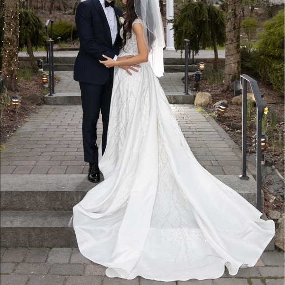 A-line Ombré Embellished Wedding Dress - Picture 5 of 7